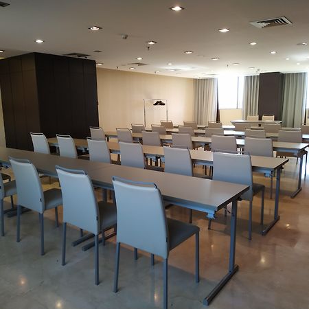 Lcb Hotel Fuenlabrada Luaran gambar
