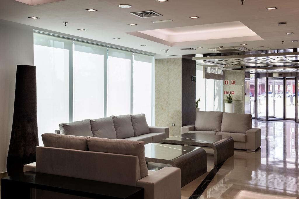 Lcb Hotel Fuenlabrada Luaran gambar