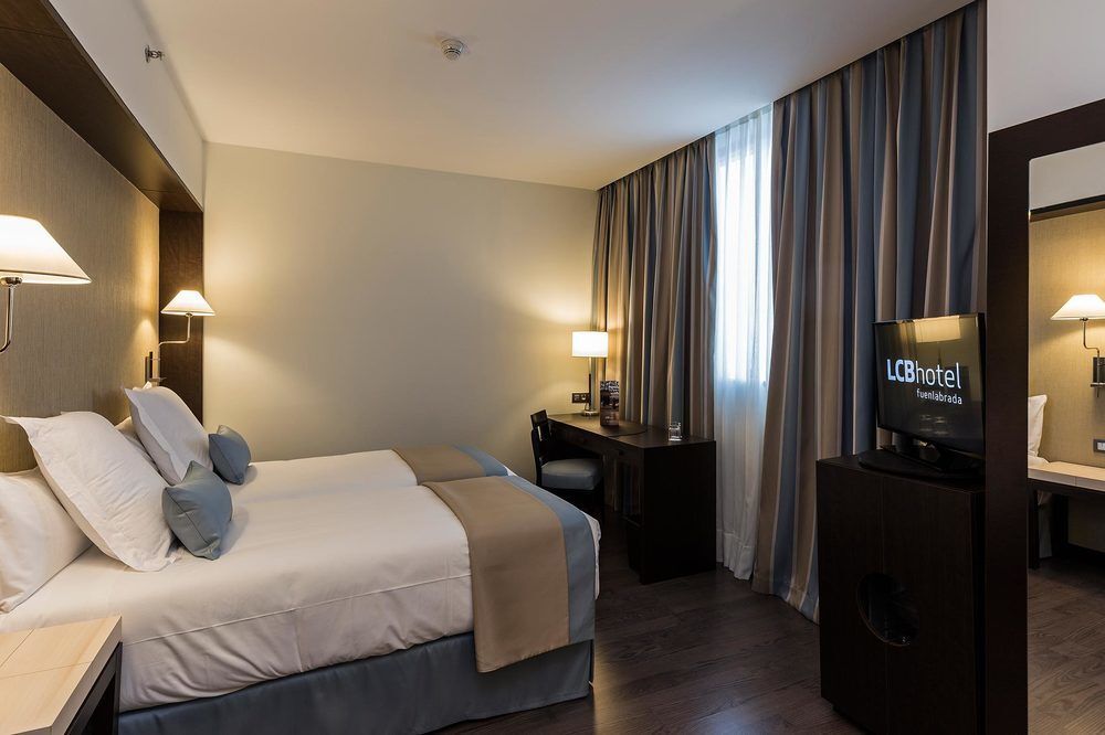Lcb Hotel Fuenlabrada Luaran gambar